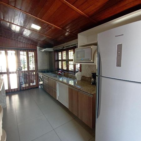 Moreira Casa Com Churrasqueira E Ar-Condicionado Ubatuba Exterior foto